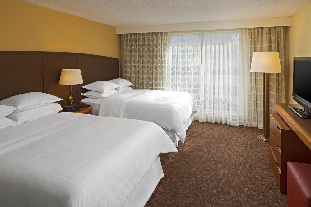 Four Points By Sheraton Suites Tampa Airport Westshore Esterno foto