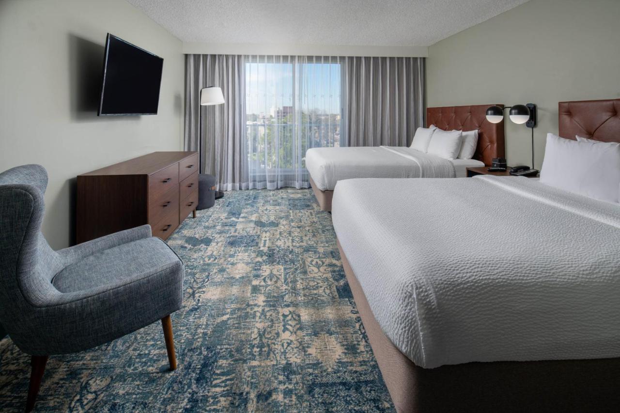 Four Points By Sheraton Suites Tampa Airport Westshore Esterno foto