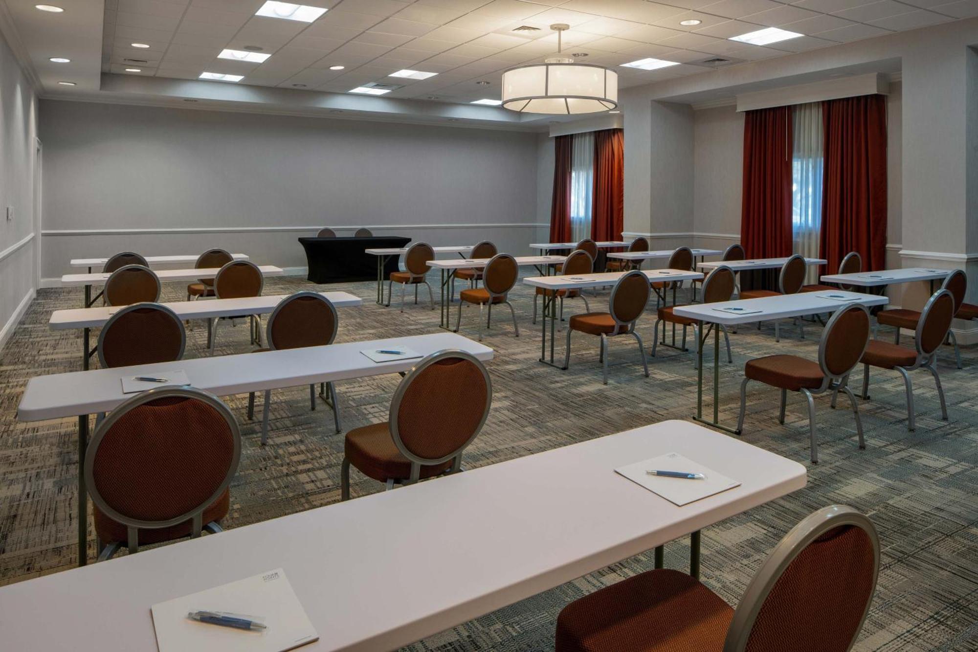 Four Points By Sheraton Suites Tampa Airport Westshore Esterno foto