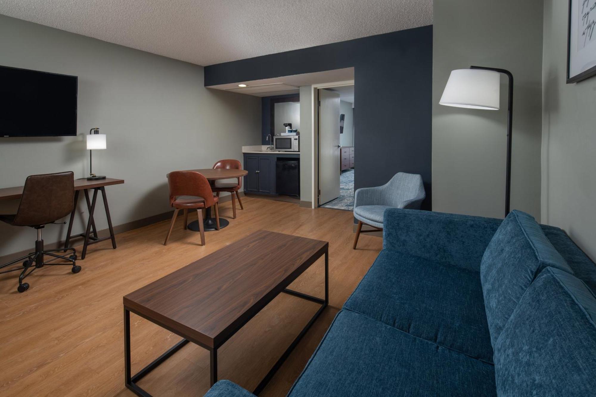 Four Points By Sheraton Suites Tampa Airport Westshore Esterno foto